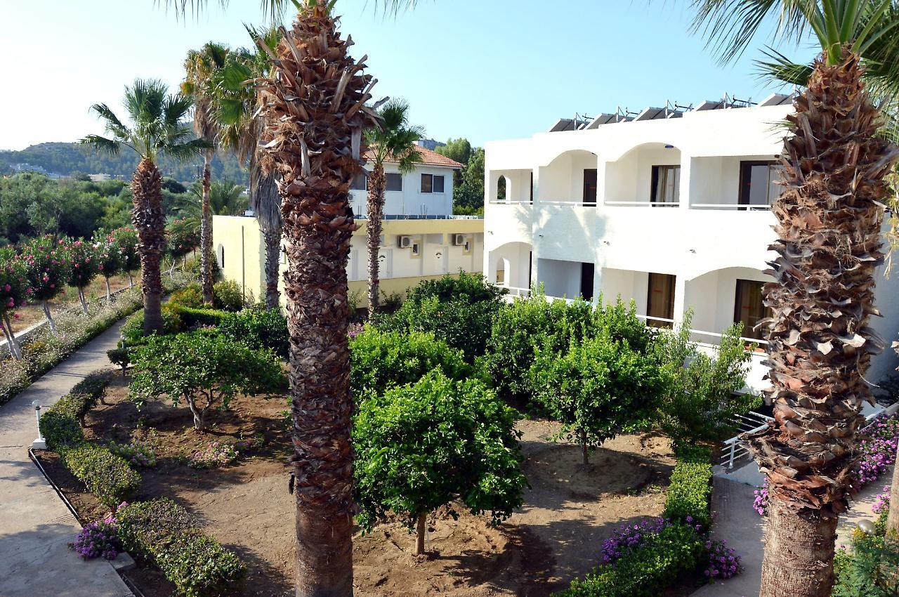 Muses Hotel Φαληράκι Εξωτερικό φωτογραφία